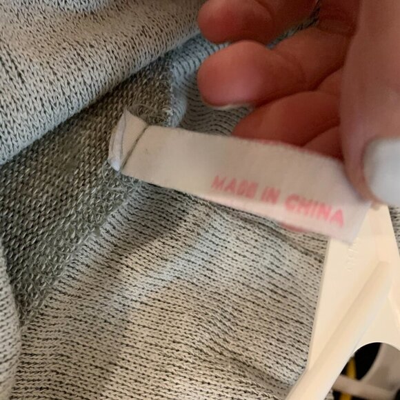 Leinenkugel's cowl neck light weight sweater - Picture 3 of 8